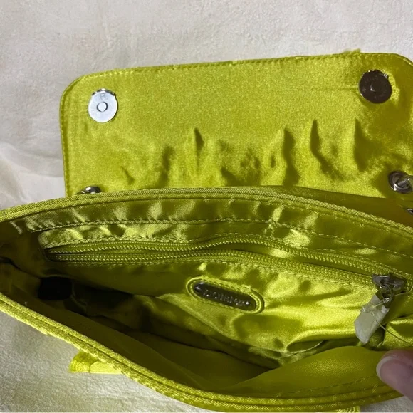 NWT Botkier Chartreuse Sateen Chain Quilt Flap Small Shoulder Bag 9”x 2” x 6”Y2K - Picture 5 of 16